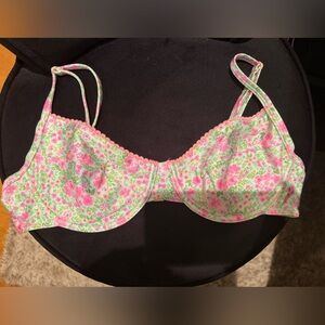 Kulani Kini. Top: large Bottoms: small. Will sell together or separately.